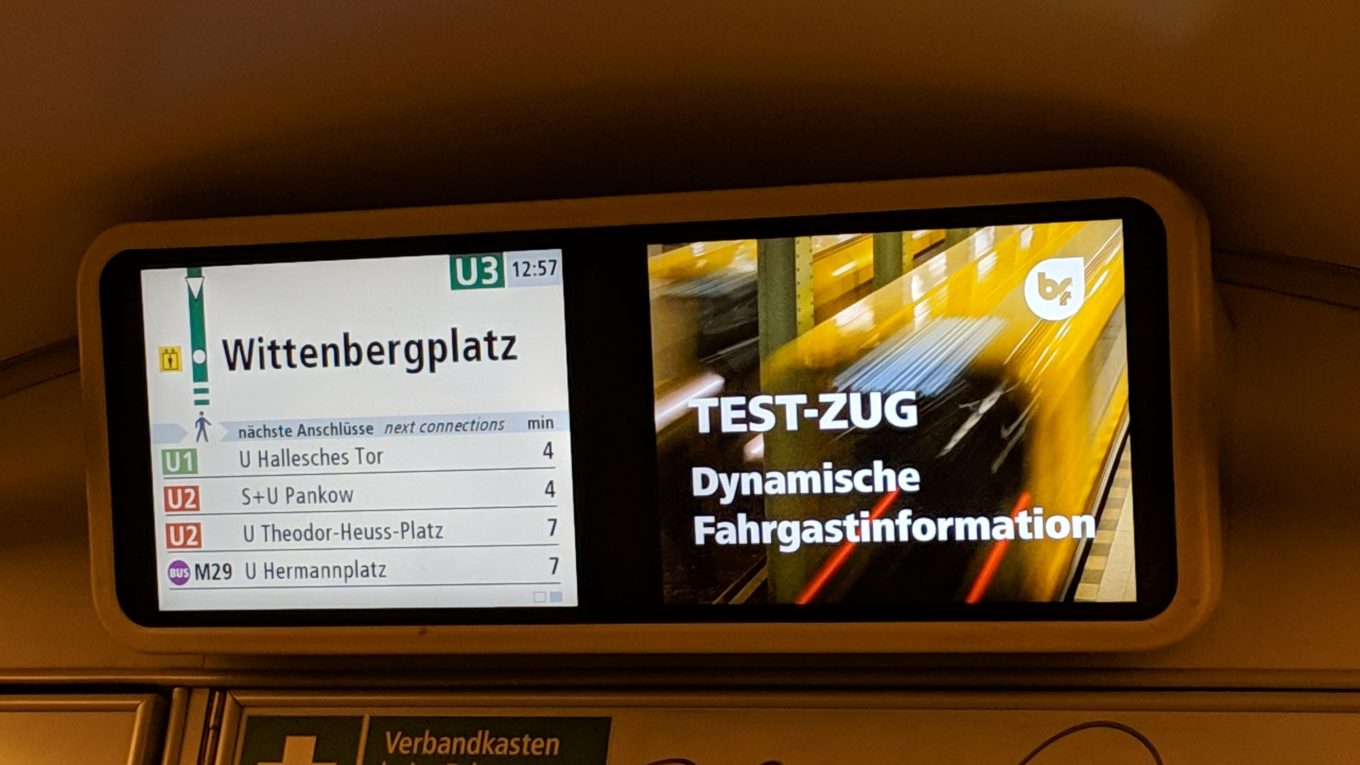 U.-Bahn-Daten-Anzeige bei den BVG